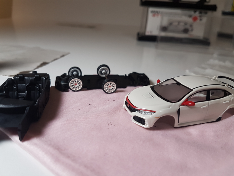 Illustration for article titled Photo Dump: White Civic Overload